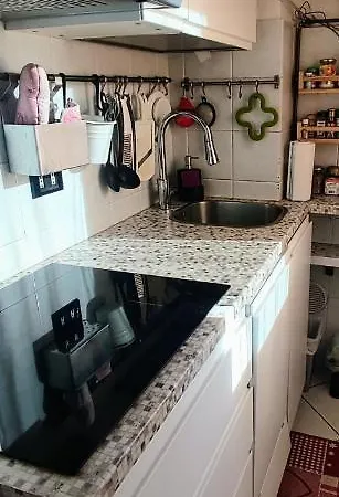 Chandra Gesthouse דירה *